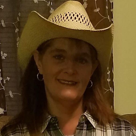 Meet your Posher, Kasey - Picture 1 of 1